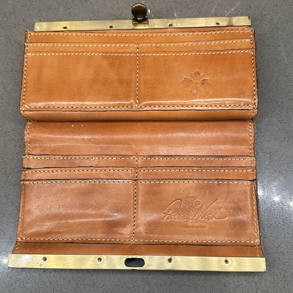 Patricia Nash Wallet - Picture 2 of 4